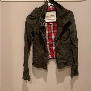 Abercrombie kids army green jacket